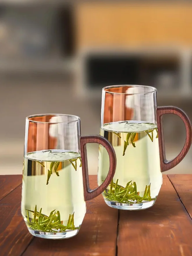 1Chase 1CHASE Set of 2-Crystal Glass Mugs with Walnut Handle, 400ml